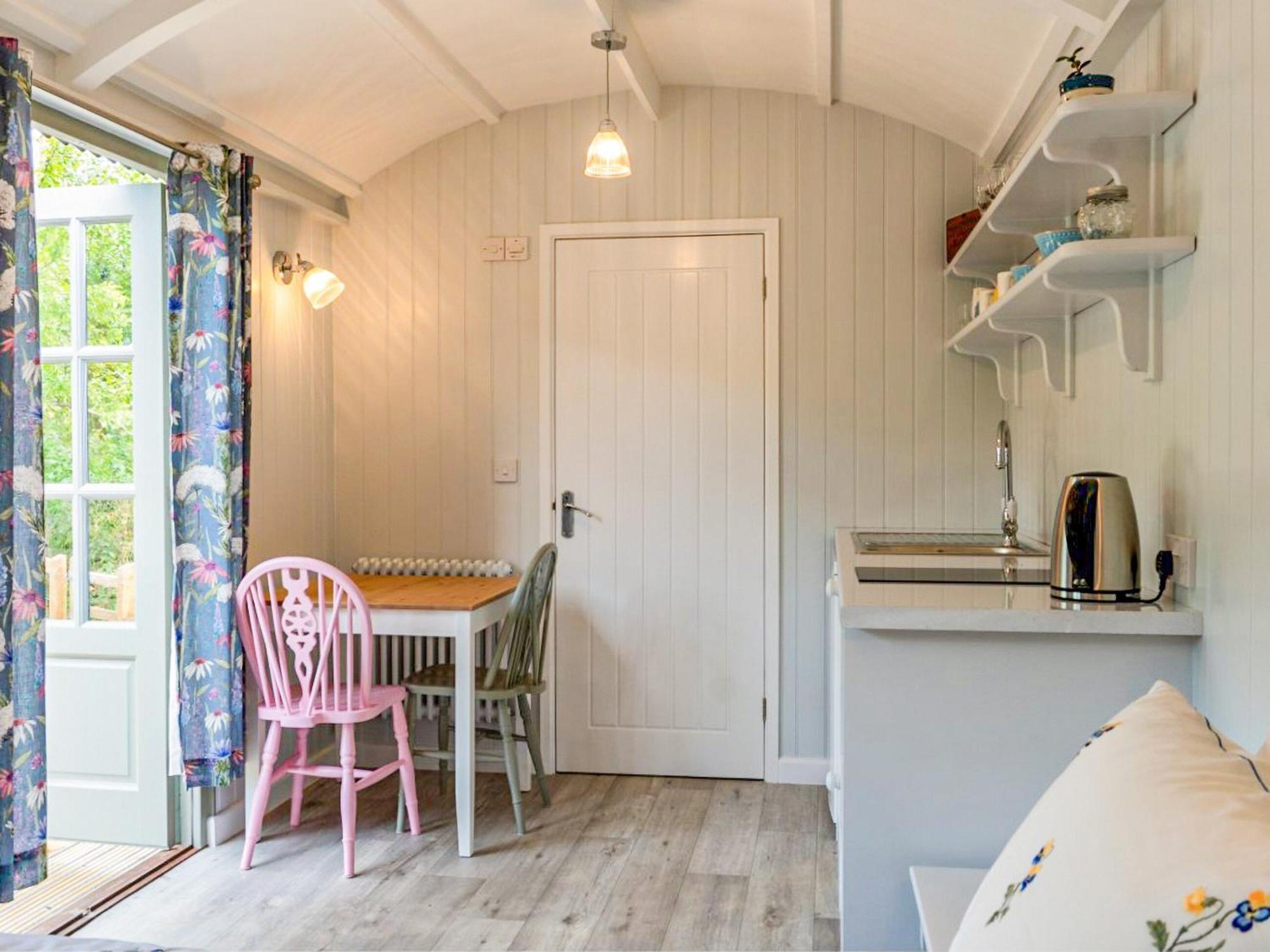 Fig Tree Shepherds Hut 브리드포트 외부 사진