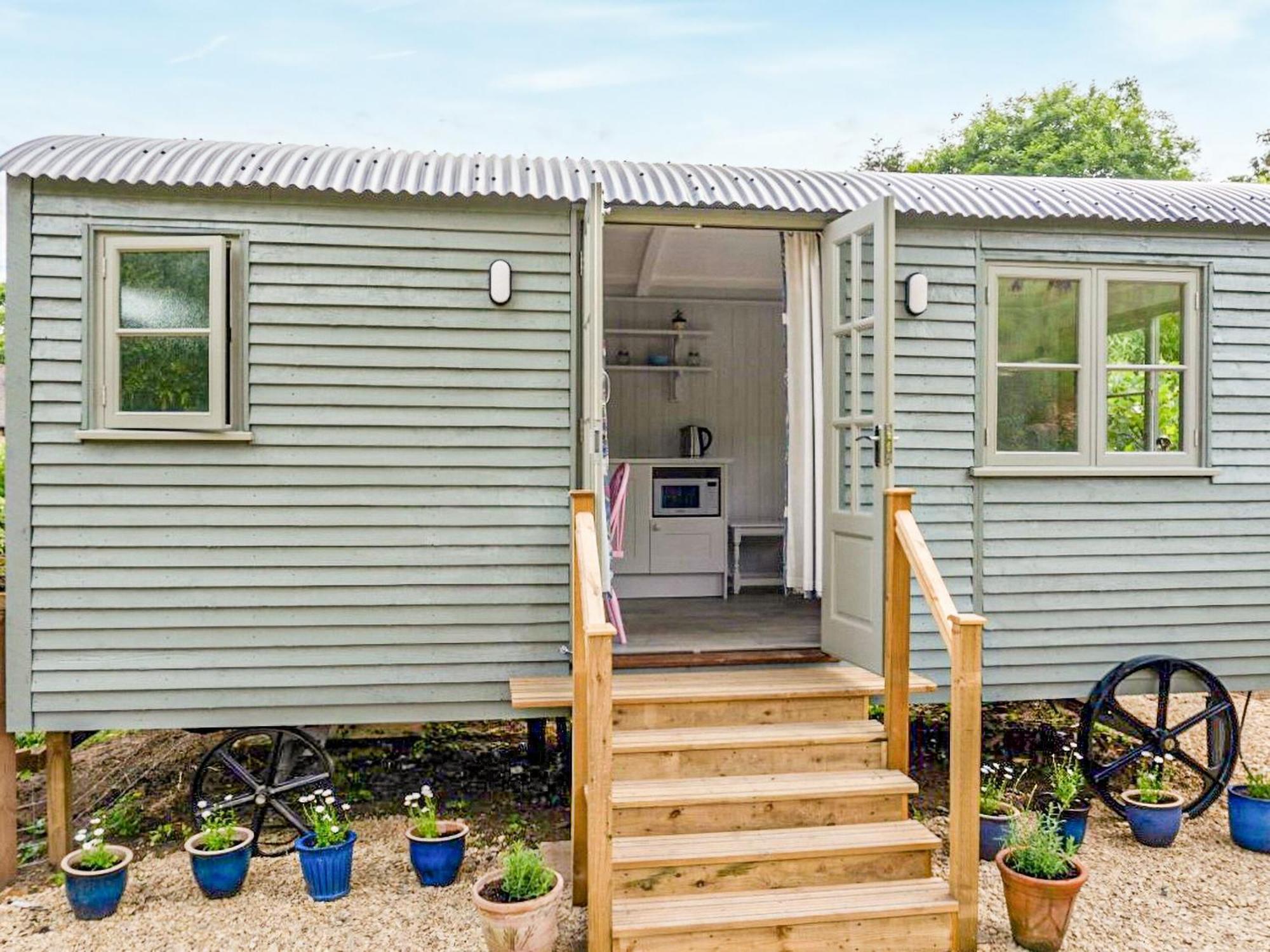 Fig Tree Shepherds Hut 브리드포트 외부 사진